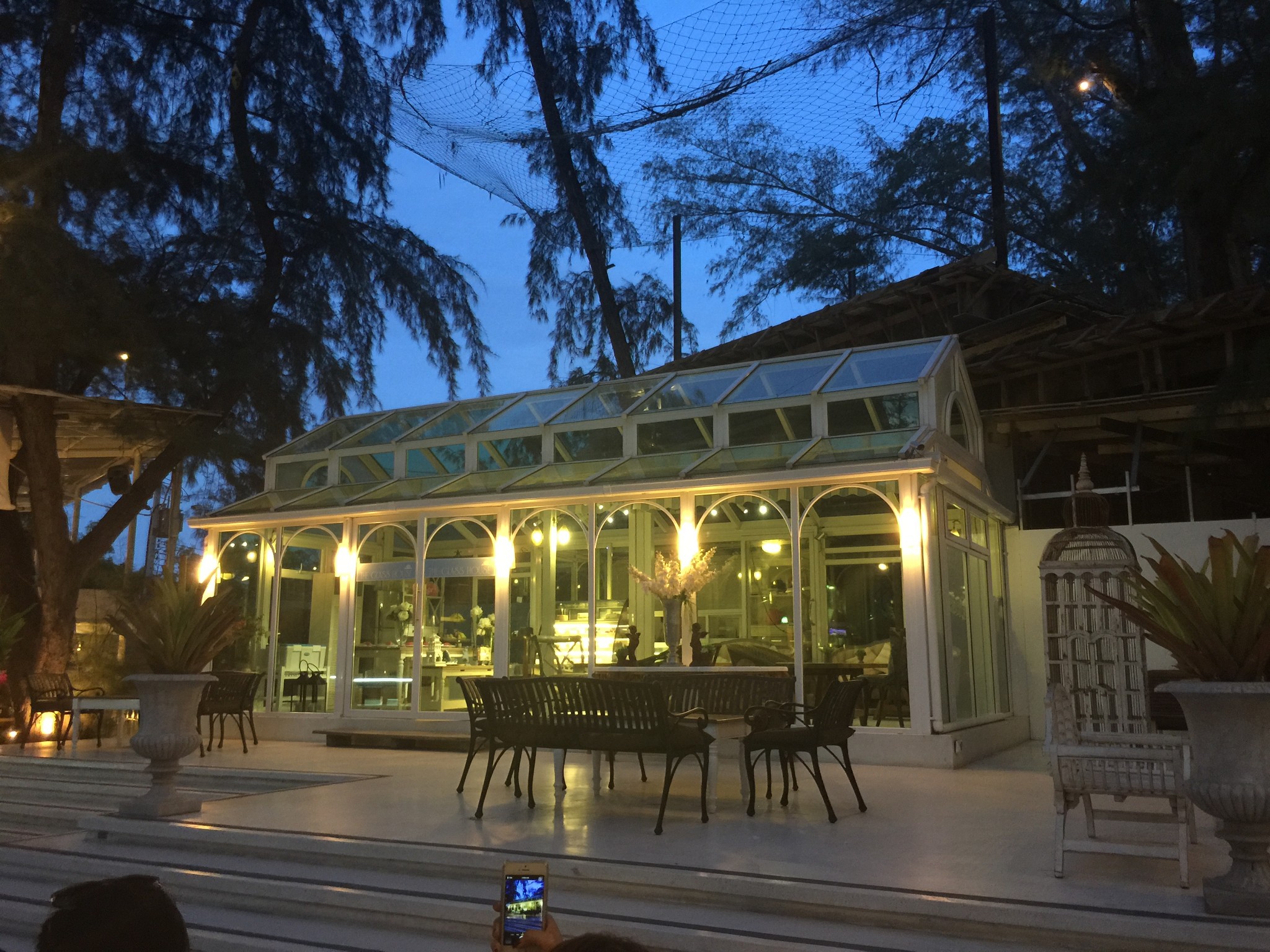 芭達雅海邊玻璃屋餐廳